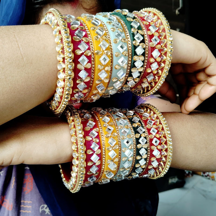 2 Pearl Bangles Stylish Material :White Pearl on metal bangles